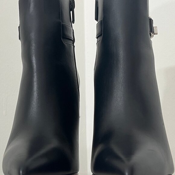 Christian Louboutin So Kate 100 Black Calf Skin Leather Booty Size 37.5 EU/7.5US - Picture 6 of 10